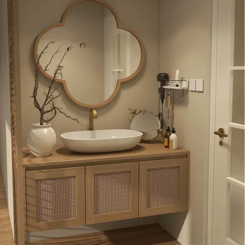 Home Bathroom Design Simple - أرفف خزانة حمام للتخزين الياباني مع